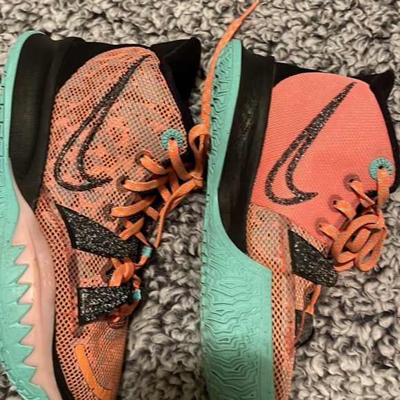 Nike | Youth 4.5 - Picture 6 of 8